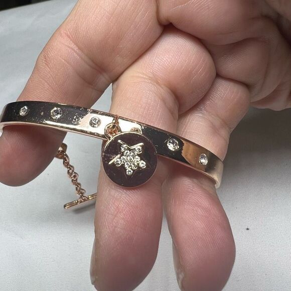 BCBGeneration Star Charm cuff Bracelet‎ - Picture 9 of 12